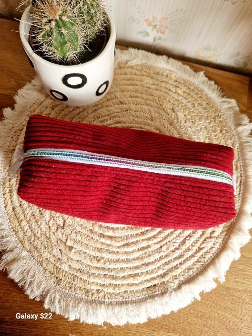 Trousse d'école bordeaux fleuri jaune