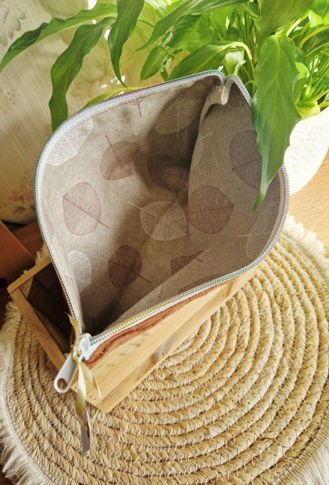 Trousse plate Feuille 